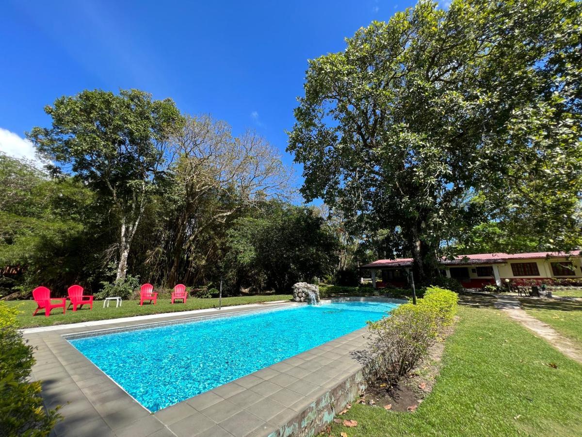 Pensión La Casa De Patos El Valle de Anton